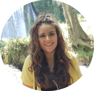 Muna Garrido profesora mencion inglés